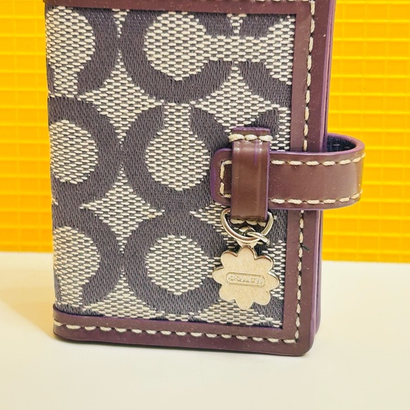 💰SOLD💰Rare Coach Y2K SoHo Purple Photo Picture Keychain/ Bag Charm - Picture 10 of 12